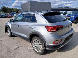 Volkswagen T-Roc LIFE picture 3