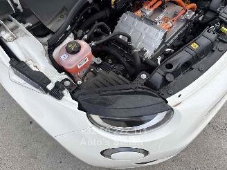 Fiat 500 E ICON picture 12