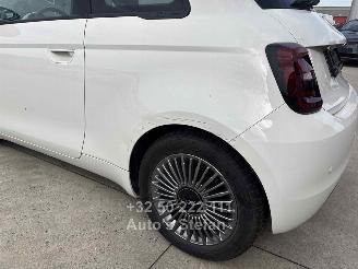 Fiat 500 E ICON picture 11