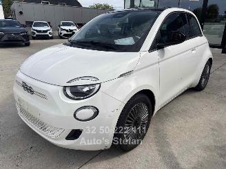 Fiat 500 E ICON picture 2