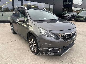 krockskadad bil auto Peugeot 2008 ALLURE 2019/1