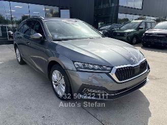 Voiture accidenté Skoda Octavia AMBITION 2024/4
