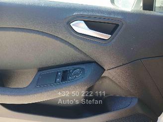 Renault Clio  picture 14