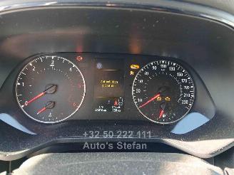 Renault Clio  picture 10