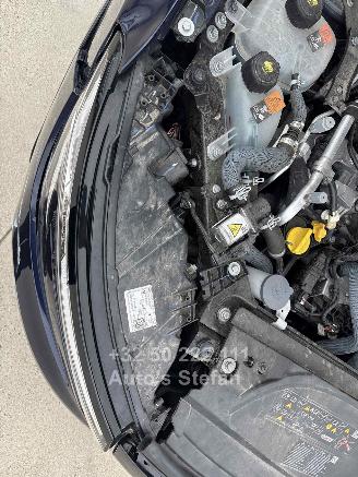 Renault Espace VI ICONIC E-TECH HYBRID picture 21