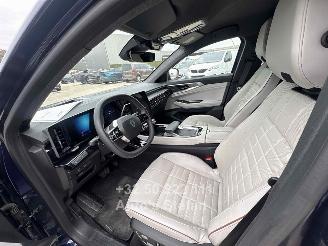 Renault Espace VI ICONIC E-TECH HYBRID picture 12