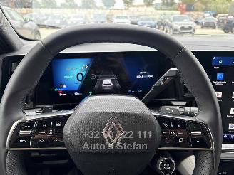 Renault Espace VI ICONIC E-TECH HYBRID picture 19