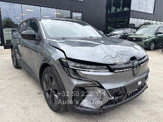 Unfallwagen Renault Mégane E-TECH  E-TECH ELECTRIC EVOLUTION 2025/2