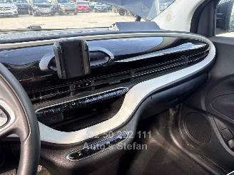 Fiat 500 E picture 16