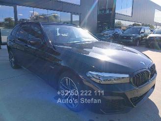 skadebil auto BMW 5-serie E M SPORT 2023/5