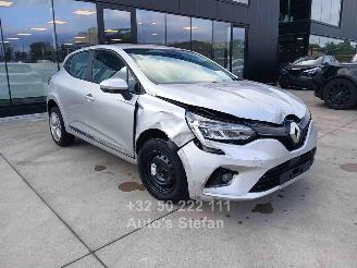 skadebil auto Renault Clio V ZEN 2020/7