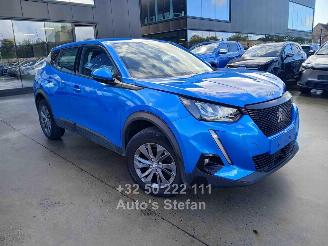 krockskadad bil auto Peugeot 2008 ACTIVE 2021/3