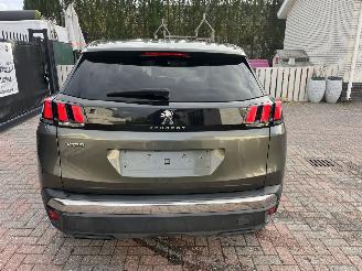 krockskadad bil auto Peugeot 3008 1,2 BENZINE 131,PS  ALLURE 2019/4