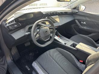 Peugeot 308 308 PureTech 130 EAT8 picture 15