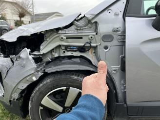 Opel Crossland 1,2 BENZINE - KLIMA picture 8