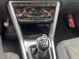 Volkswagen T-Roc BENZINE - KLIMATRONIK - LIFE picture 17