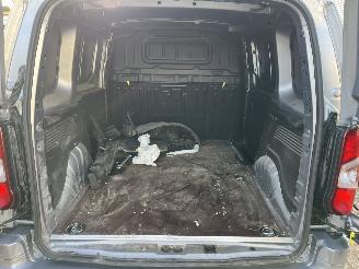 Peugeot Partner AUTOMATIC 131.PS DIESEL picture 17