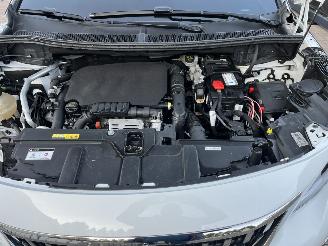 Peugeot 3008 1,2 BENZINE - AUTOMATIC - ALLURE picture 11