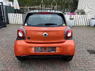 skadebil auto Smart Forfour ELEKTRO  PANORAMA - LEDER - NAVI 2019/7