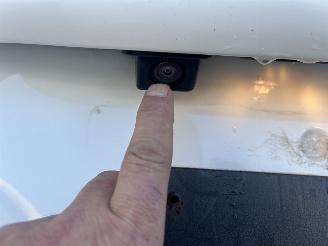 Peugeot 2008 1,2 BENZINE 110,PS AUTOMATIK picture 7