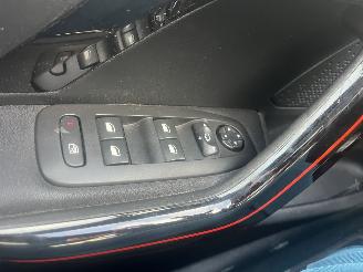Peugeot 208 ROLAND - GARROS AUTOMATIC picture 29