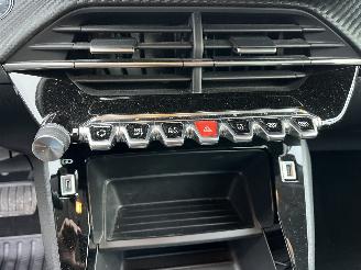 Peugeot 208 ELEKTRO - NAVIGATION - KLIMATRONIK picture 20