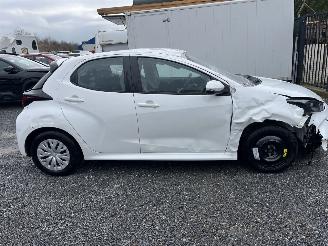 Toyota Yaris 1,5 HYBRIDE - BENZINE - AUTOMATIC picture 9