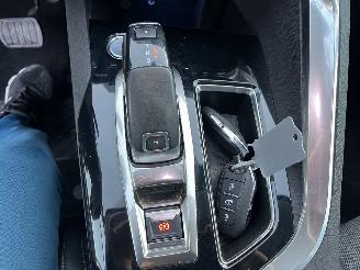 Peugeot 3008 1,2 BENZINE 131,PS  AUTOMATIC picture 22