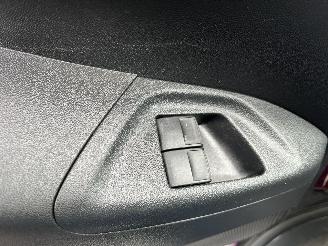 Peugeot 108 VTI 82,PS  AIRCO - 5/DEURS picture 19