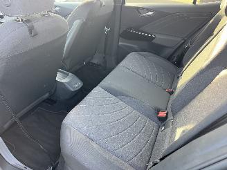 Volkswagen ID.3 62-KWH  -- 150,KW - EDETION picture 16