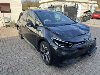 Volkswagen ID.3 62-KWH  -- 150,KW - EDETION picture 5