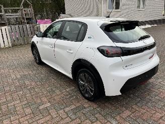 Peugeot 208 ELEKTRO NAVI - KLIMATRONIK picture 2