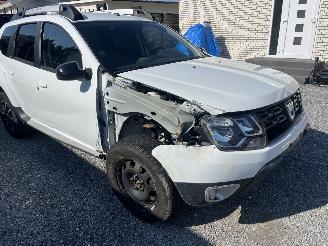 Dacia Duster DIESEL - AUTOMATIC - LEDER picture 8