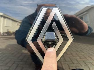 Renault Clio ESPRIT ALPINE E-TECH FULL HYBRID picture 4