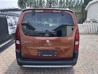 krockskadad bil auto Peugeot Rifter ELEKTRO -- ALLURE -- KLIMATRONIK 2021/12