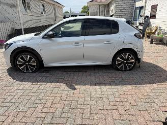 Peugeot 208 GT-LINE KLIMATRINIK - NAVI picture 26