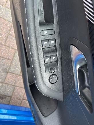 Peugeot 208  picture 20