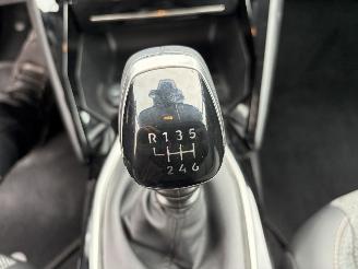 Peugeot 208 BENZINE - ALLURE, picture 17