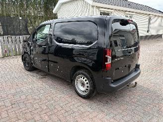 Peugeot Partner AUTOMATIC 131,PS DIESEL picture 8