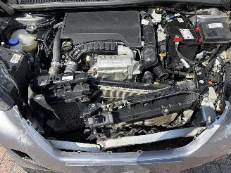 Peugeot 2008 BENZINE  -- KLIMATRONIK -- NAVI picture 11
