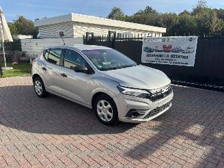 Schadeauto Dacia Sandero BENZINE - KLIMA 2024/5