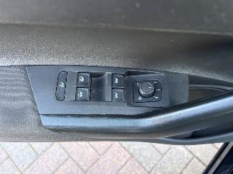 Volkswagen Polo BENZINE -- DSG -- KLIMATRONIK picture 17