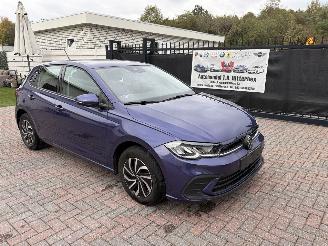 Vaurioauto  passenger cars Volkswagen Polo BENZINE -- KLIMATRONIK 2025/3