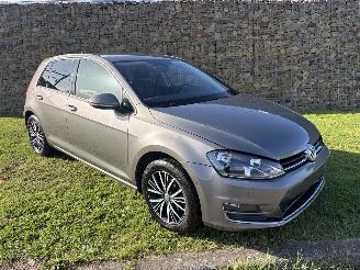 Auto incidentate Volkswagen Golf 1,2 BENZINE AUTOMATIC 2017/2