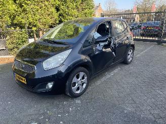 Schadeauto Kia Venga Venga 1.6 CVVT X-ecutive AUTOMAAT 125PK! 2010/9