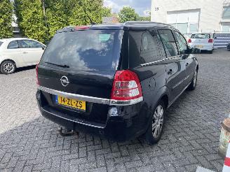 Opel Zafira 1.8 Cosmo Airco 140PK!!!  7P picture 3