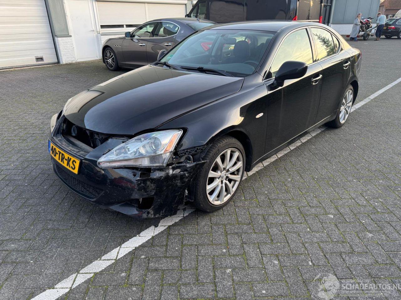 Lexus IS 220d Business