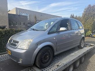 krockskadad bil auto Opel Meriva 1.6-16V Cosmo Airco 2003/10