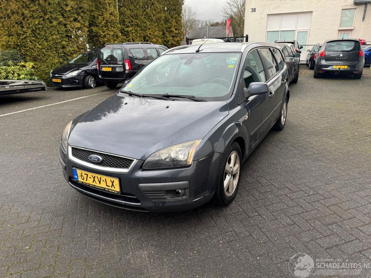 Ford Focus 1.6-16V Futura