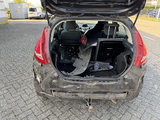 Ford Fiesta 1.4 Titanium LPG/BENZINE picture 8